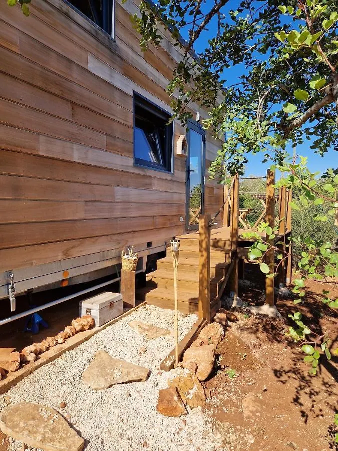Location Tiny House Loule 빌라 0*,